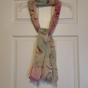Lightweight Scarf